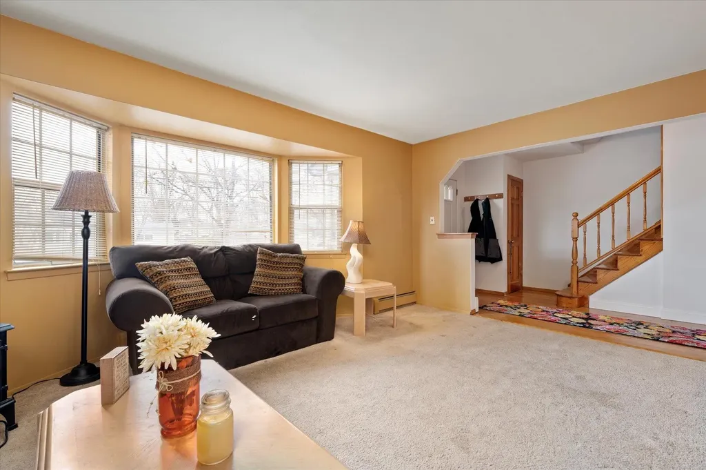 2541 Pine Avenue Ronkonkoma NY 11779