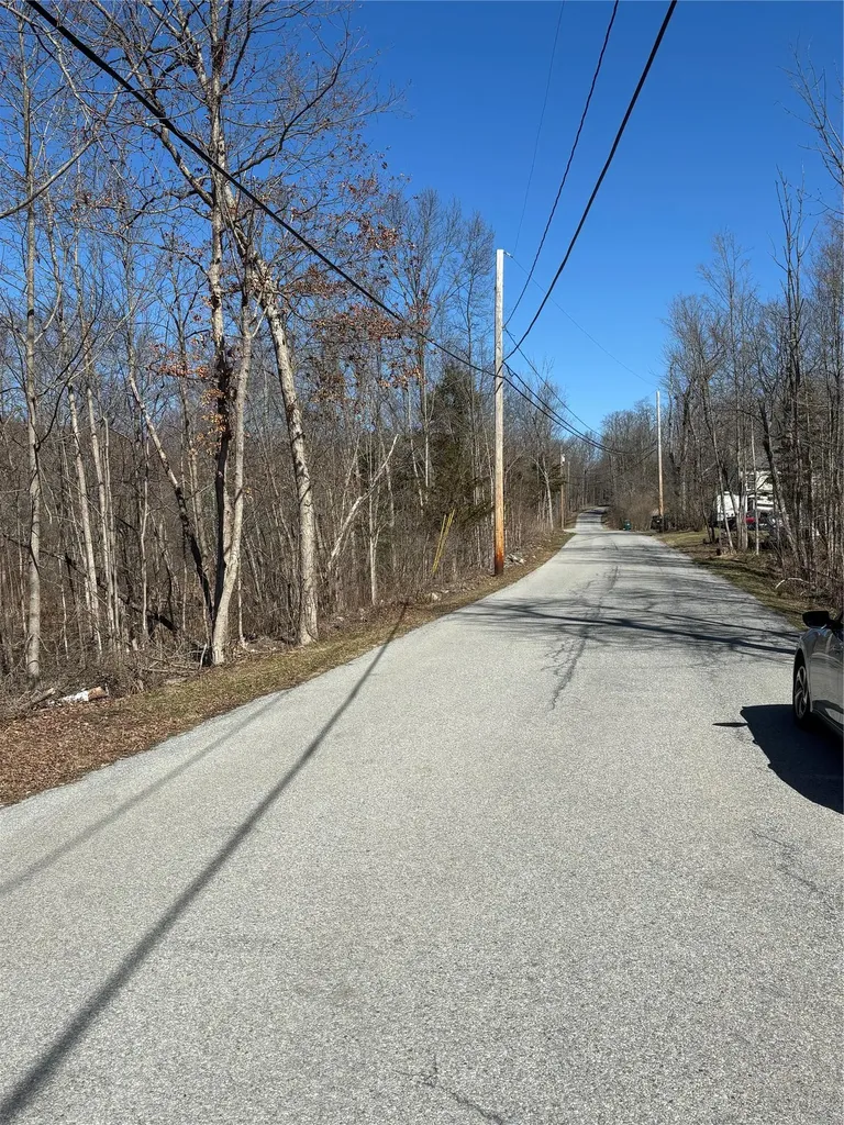 134 Old Quaker Lane Hyde Park NY 12538