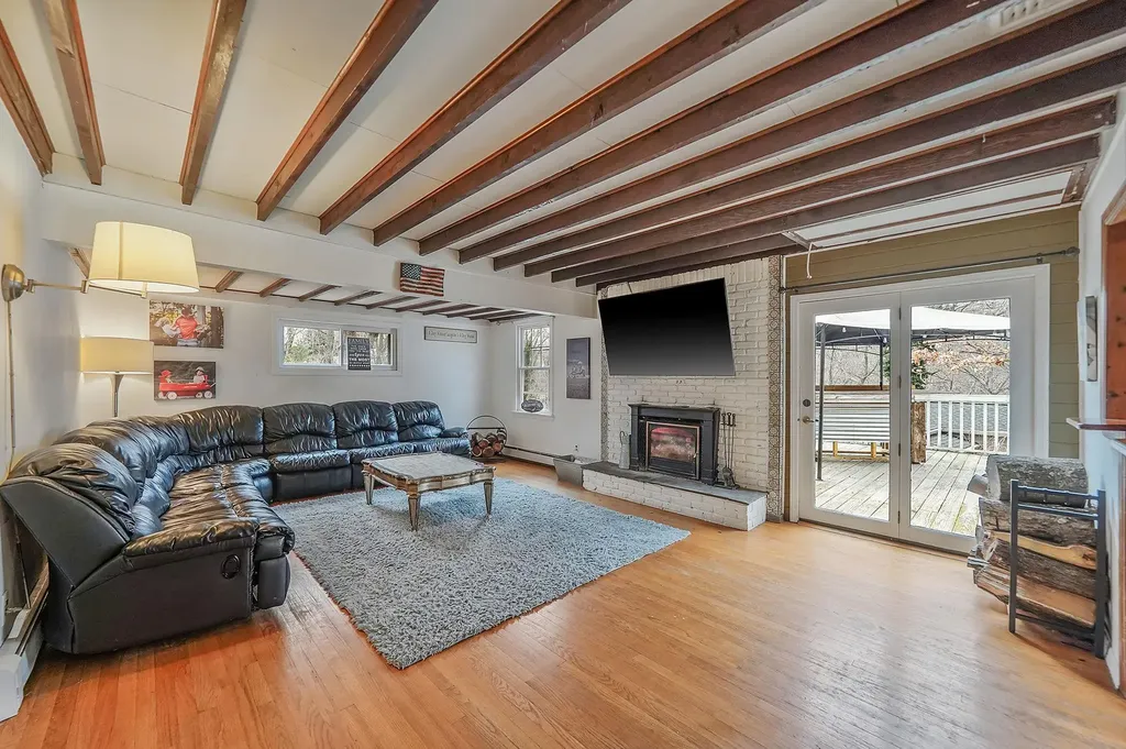110 Upton Drive Sound Beach NY 11789