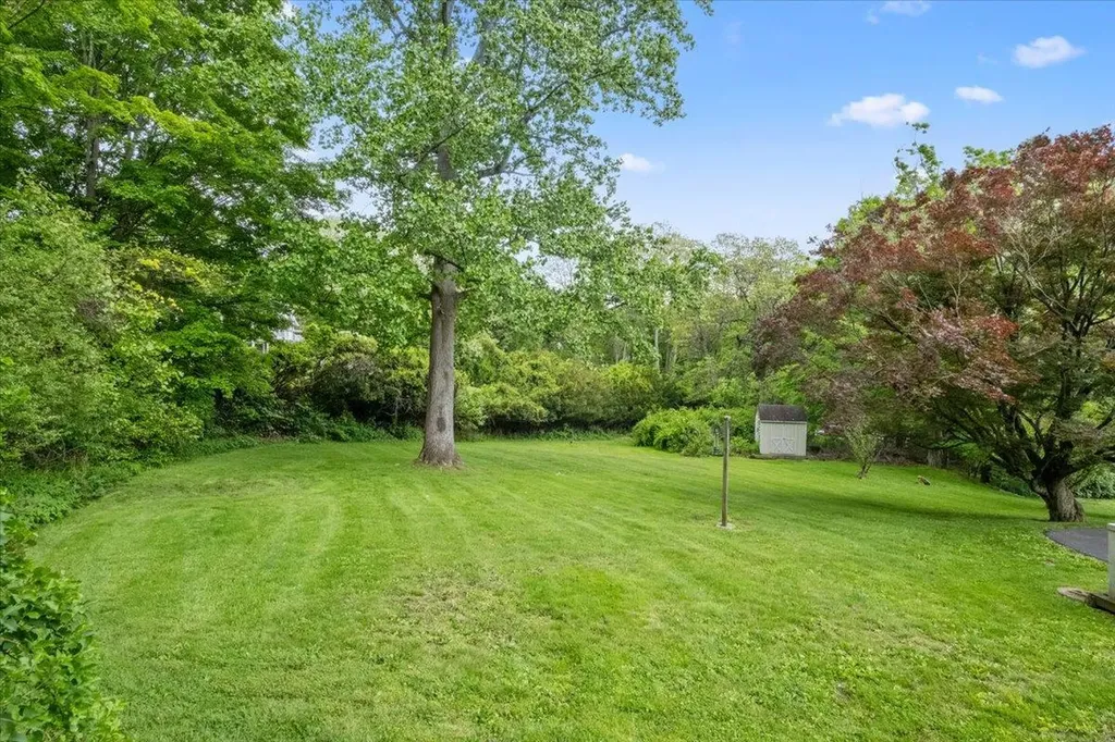 426 Horsepound Road Carmel NY 10512