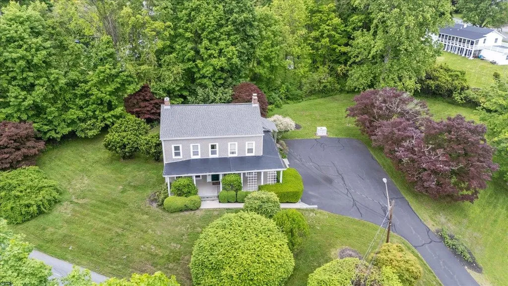 426 Horsepound Road Carmel NY 10512