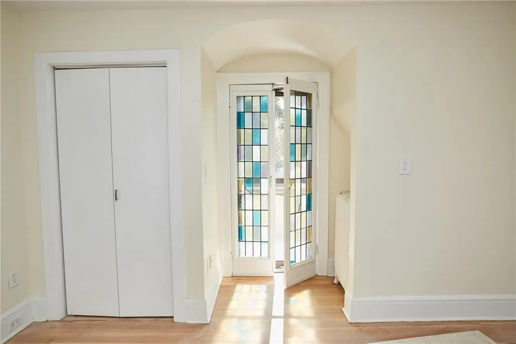 44 Chester Place New Rochelle NY 10801