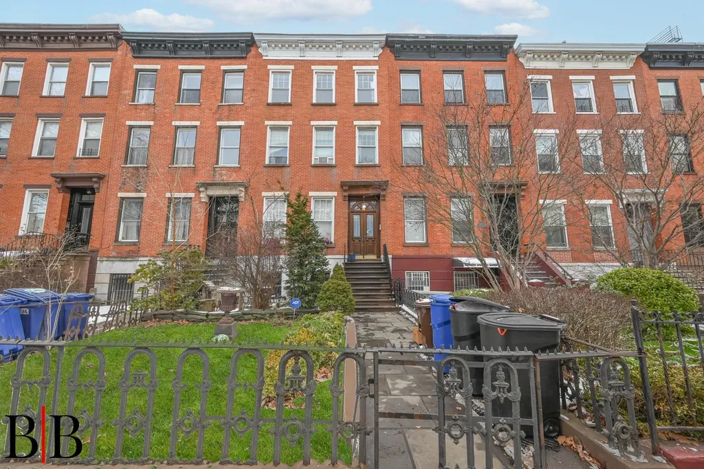 22 4th Place Brooklyn NY 11231