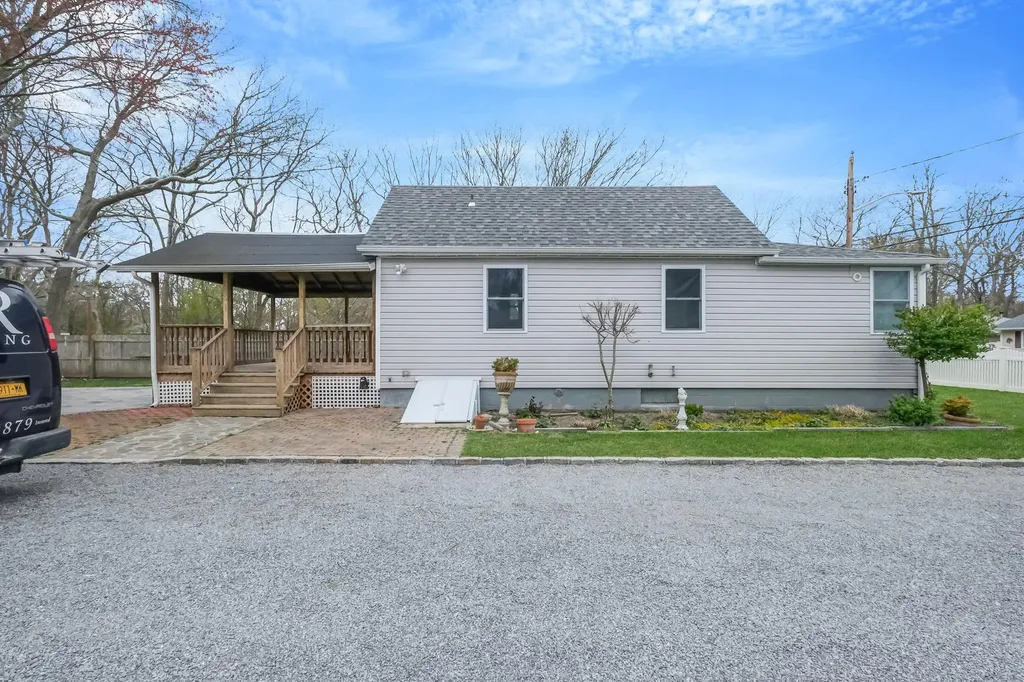 82 Wood Avenue Mastic NY 11950