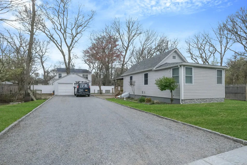82 Wood Avenue Mastic NY 11950