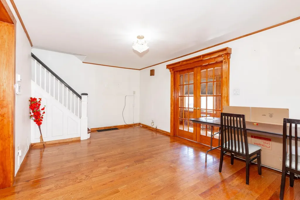 1278 Webster Street Hewlett NY 11557