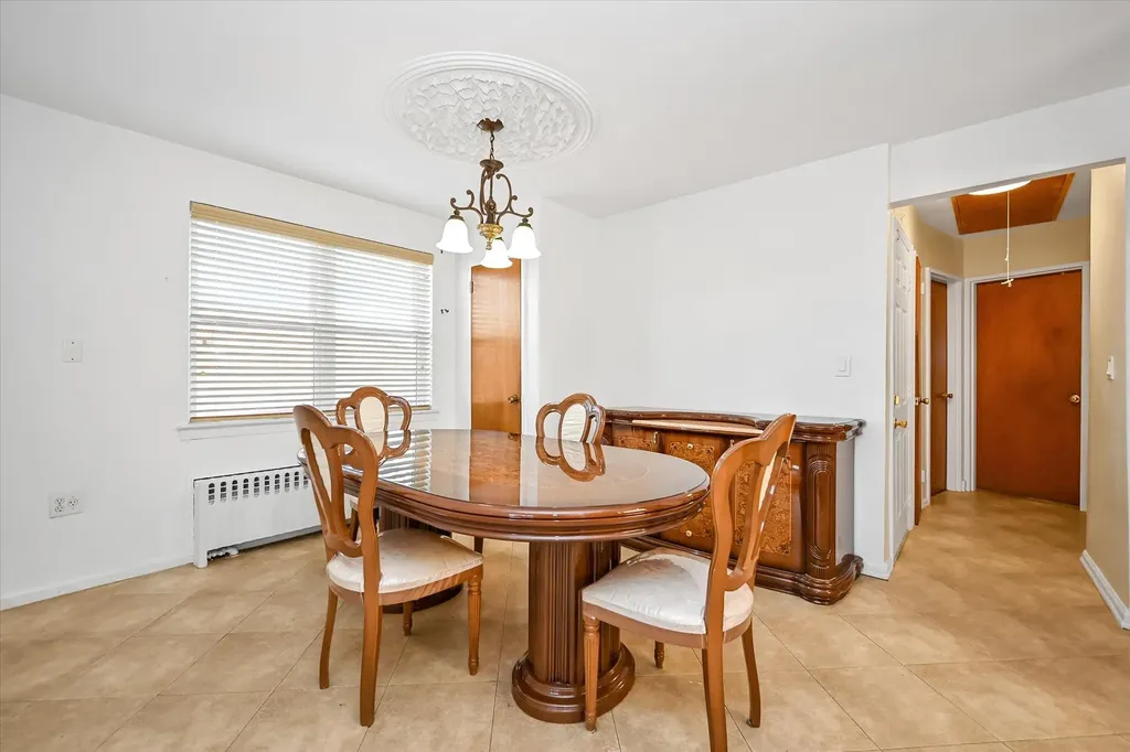 1050 Waring Avenue Bronx NY 10469
