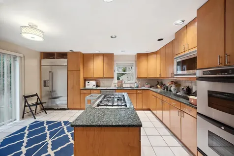 28 Church Lane Scarsdale NY 10583