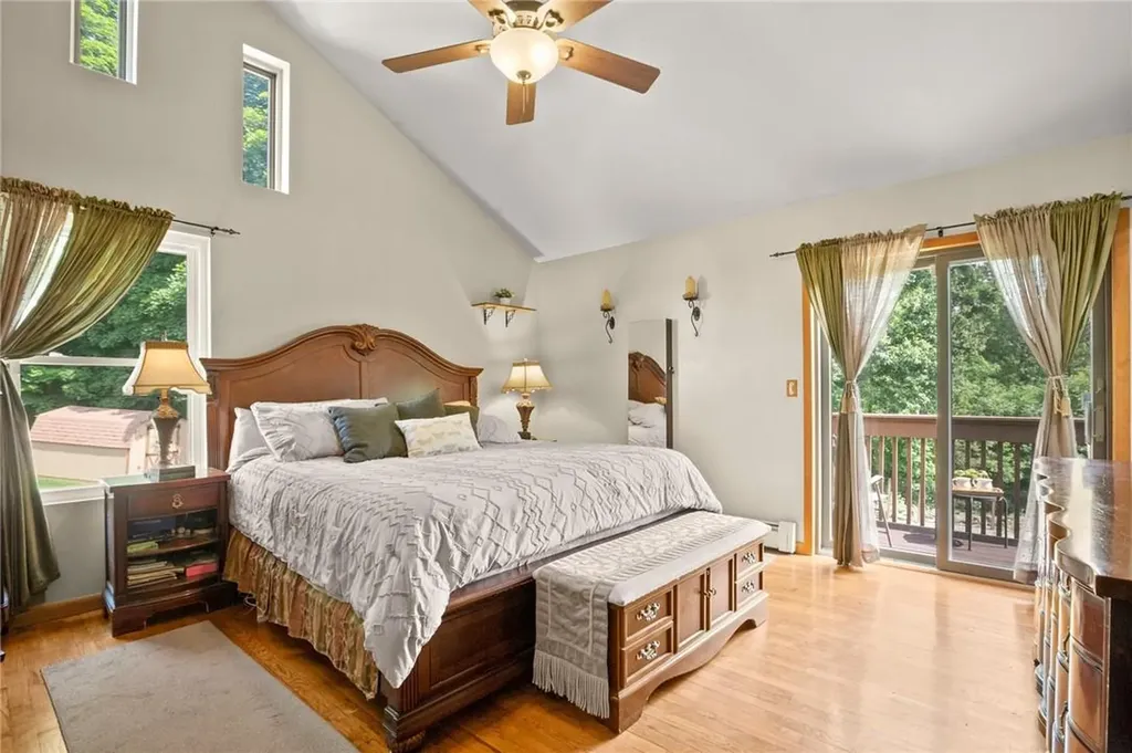 38 Hillside Avenue Mahopac NY 10541