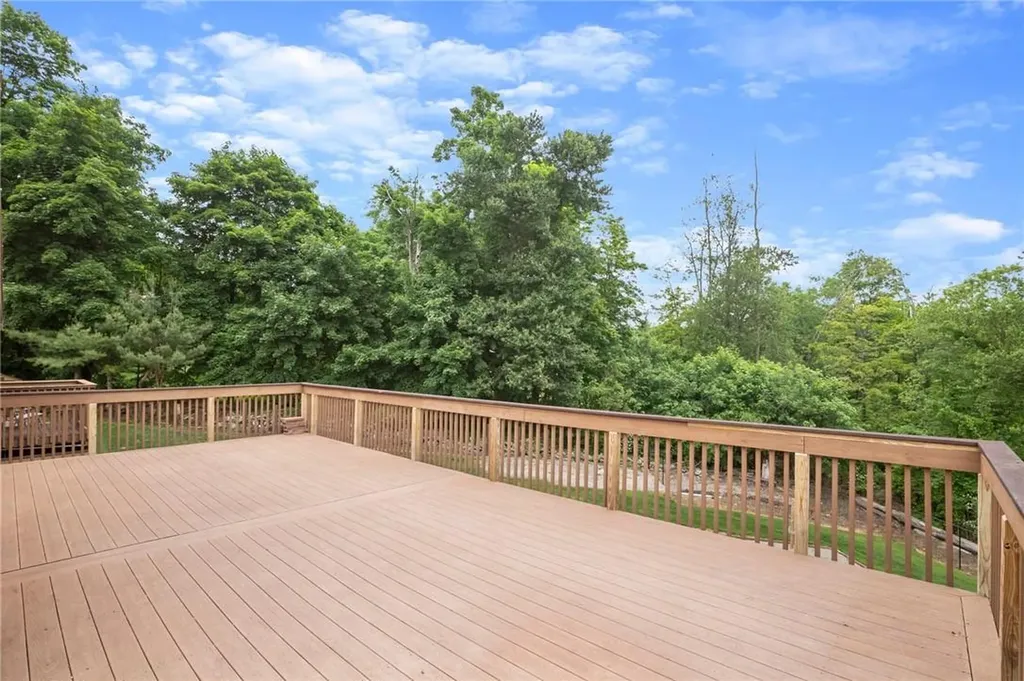 38 Hillside Avenue Mahopac NY 10541