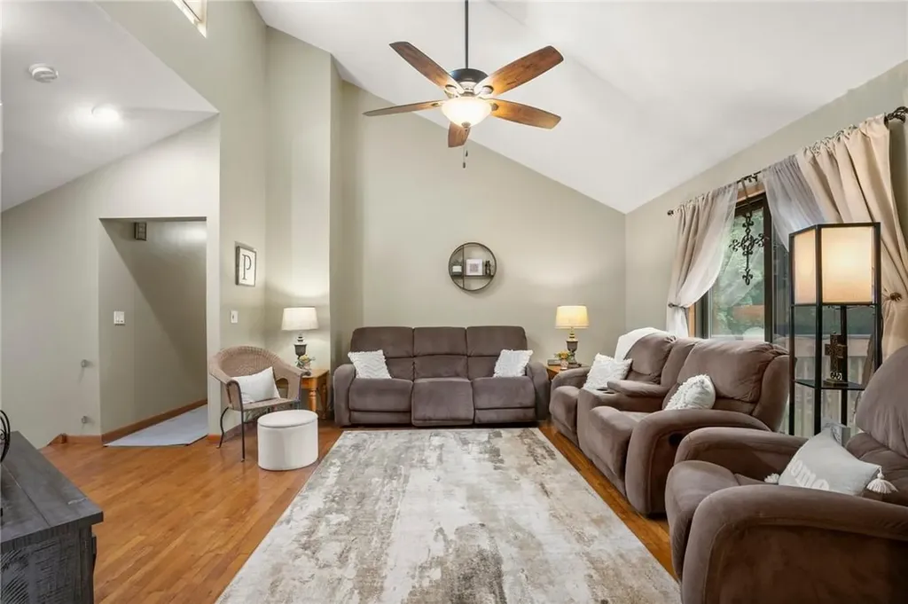 38 Hillside Avenue Mahopac NY 10541