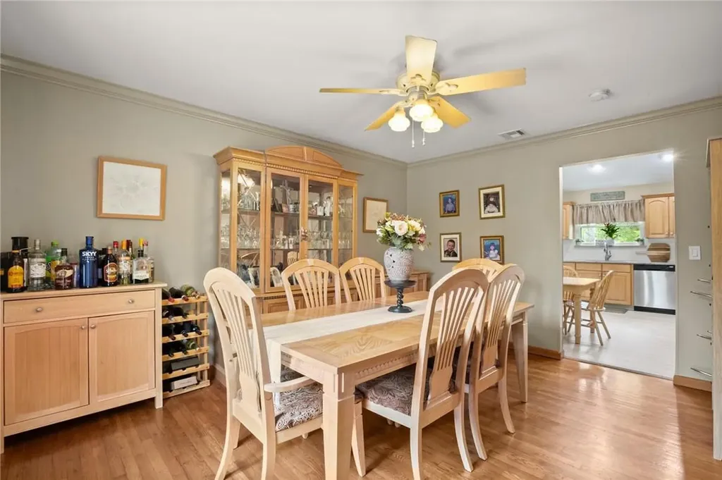 38 Hillside Avenue Mahopac NY 10541