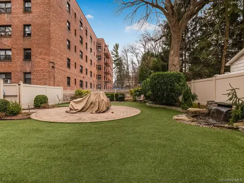 60 White Oak Street New Rochelle NY 10801