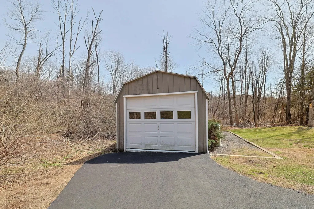 2 E Ridge Road Warwick NY 10990