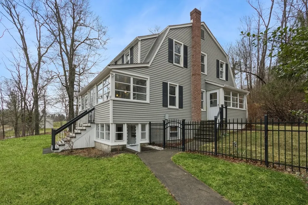 222 Baxtertown Road Fishkill NY 12524