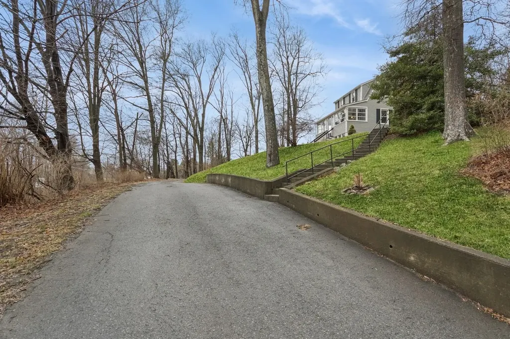 222 Baxtertown Road Fishkill NY 12524