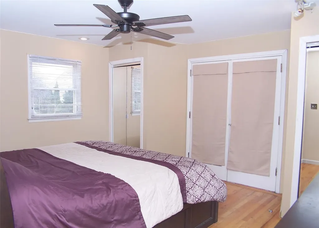 115 Wright Avenue Deer Park NY 11729
