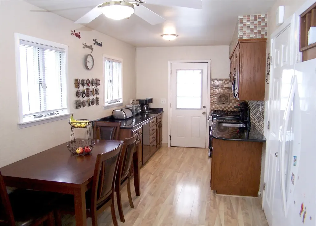 115 Wright Avenue Deer Park NY 11729