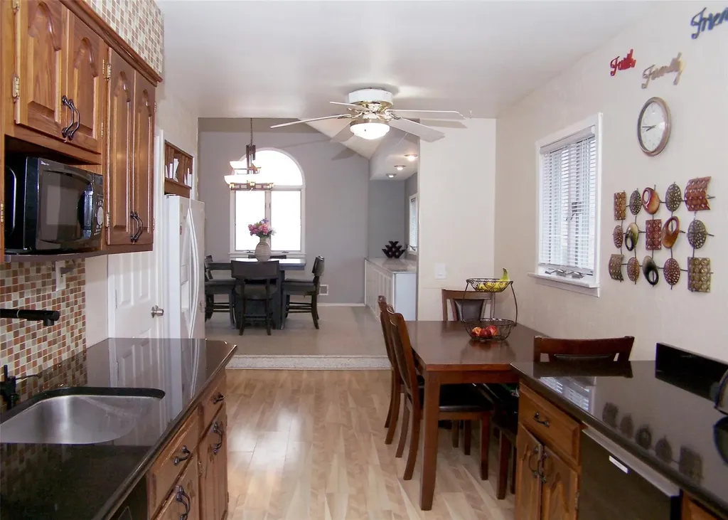 115 Wright Avenue Deer Park NY 11729