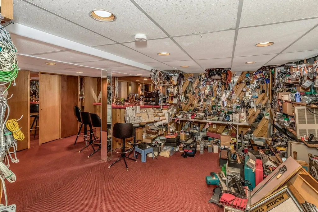 25 Mitchell Avenue Plainview NY 11803