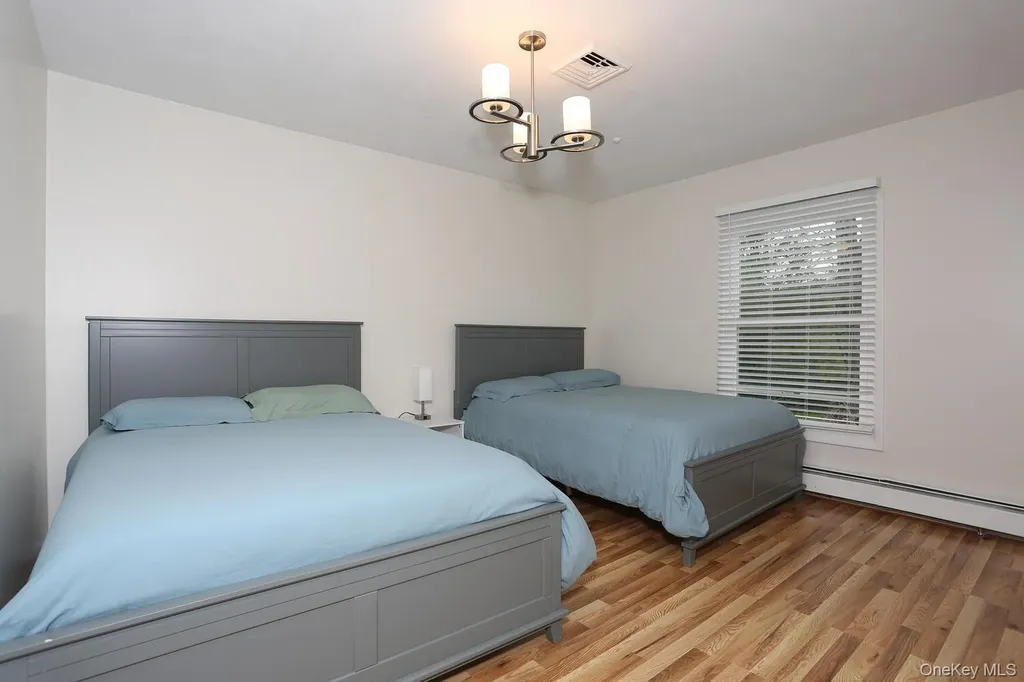 17 Harvard Square Woodridge NY 12789