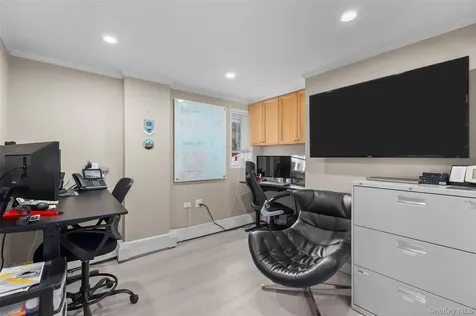 1050 Mamaroneck Avenue Mamaroneck NY 10543