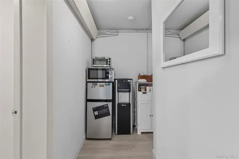 1050 Mamaroneck Avenue Mamaroneck NY 10543