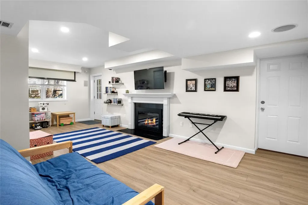 14 Richbell Road White Plains NY 10605