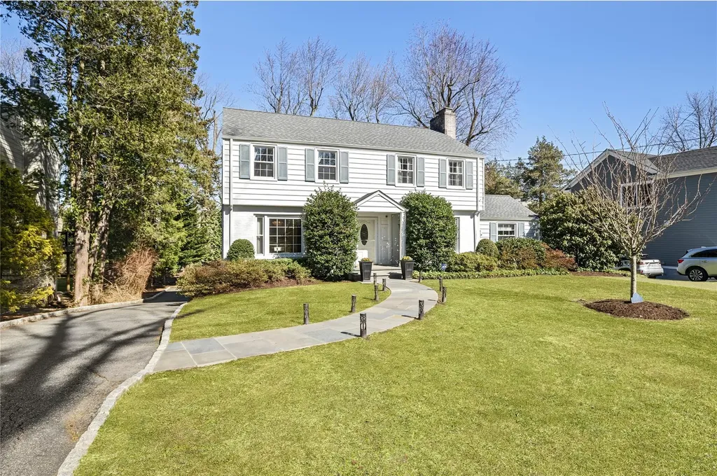 14 Richbell Road White Plains NY 10605