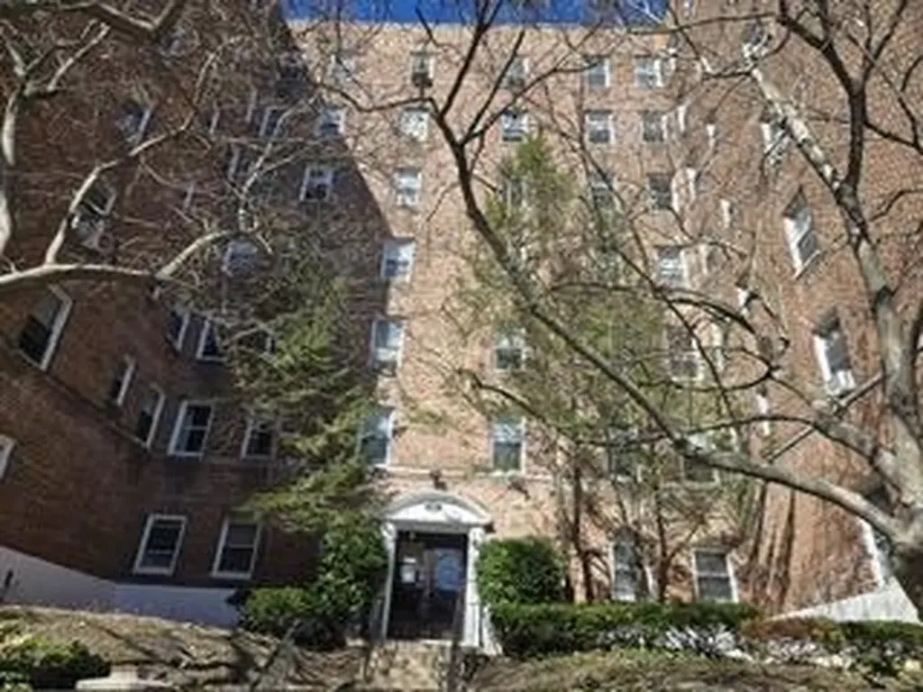 801 Bronx River Road Bronxville NY 10708