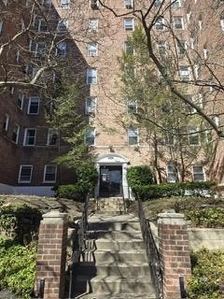 801 Bronx River Road Bronxville NY 10708