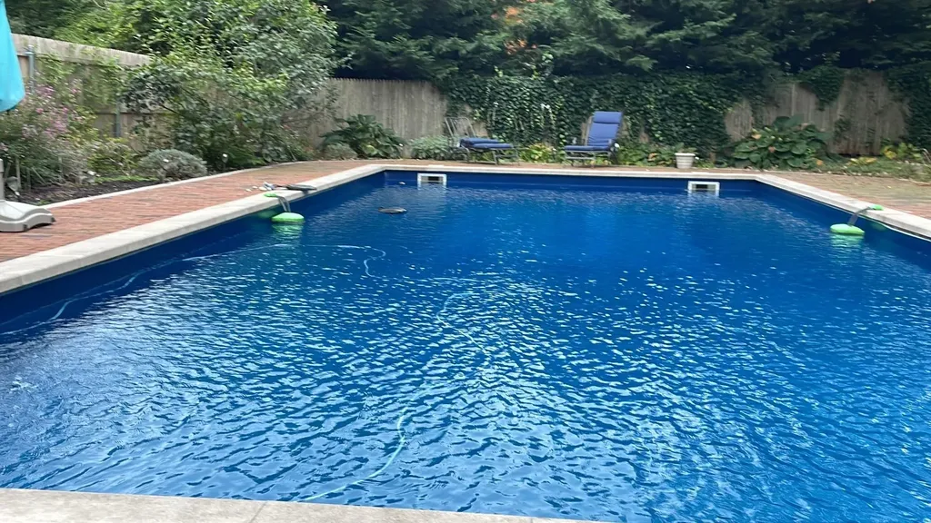 16 Suffolk Down Shoreham NY 11786