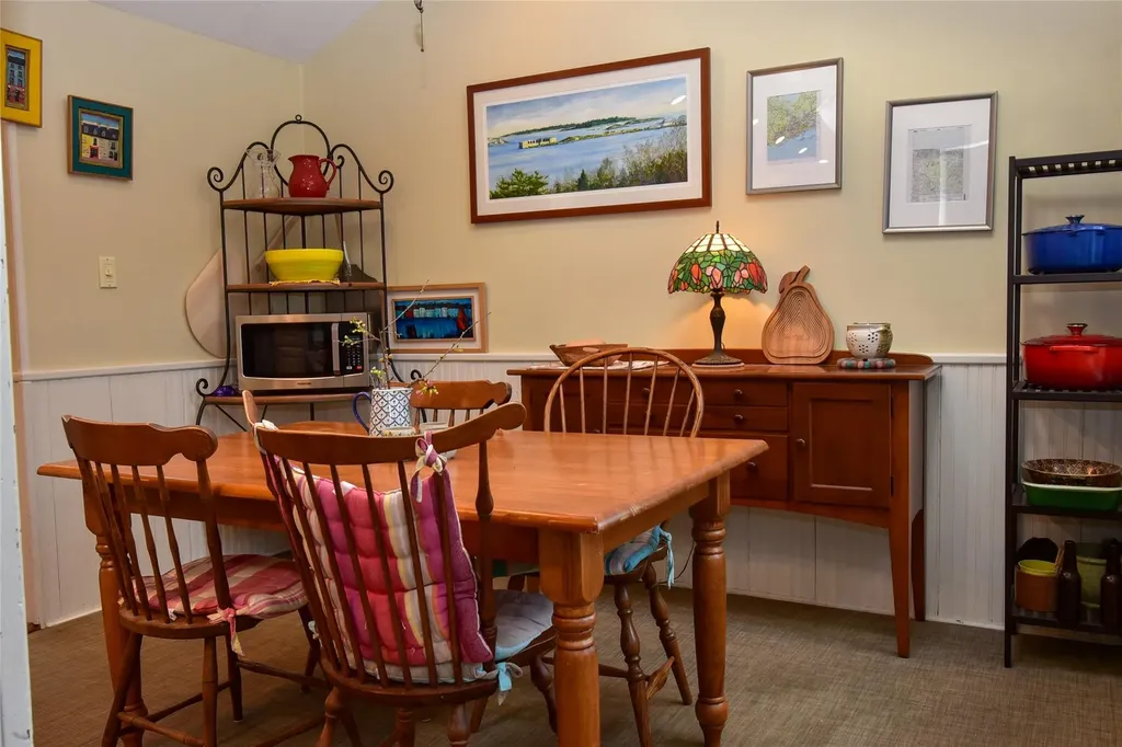 16 Suffolk Down Shoreham NY 11786