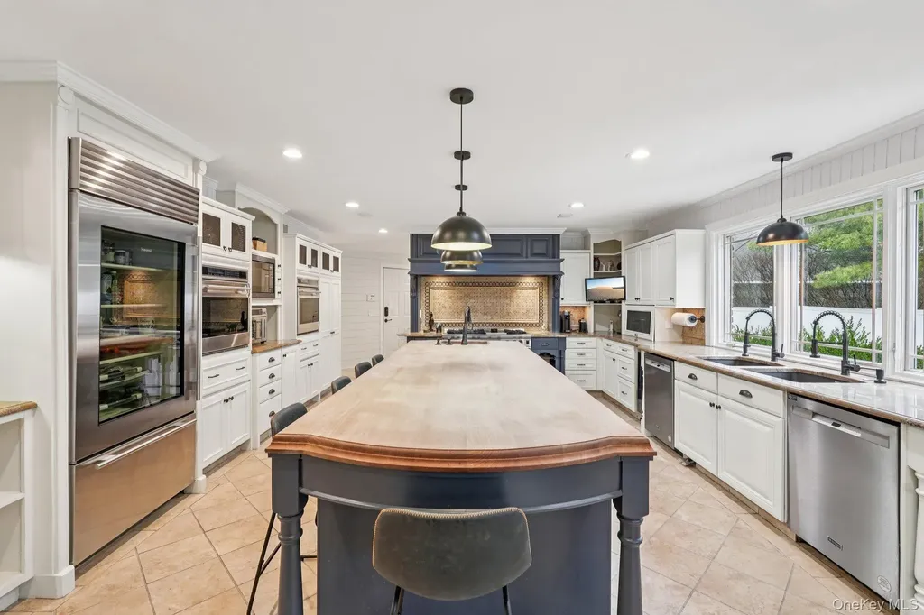 8 Tor Terrace New City NY 10956