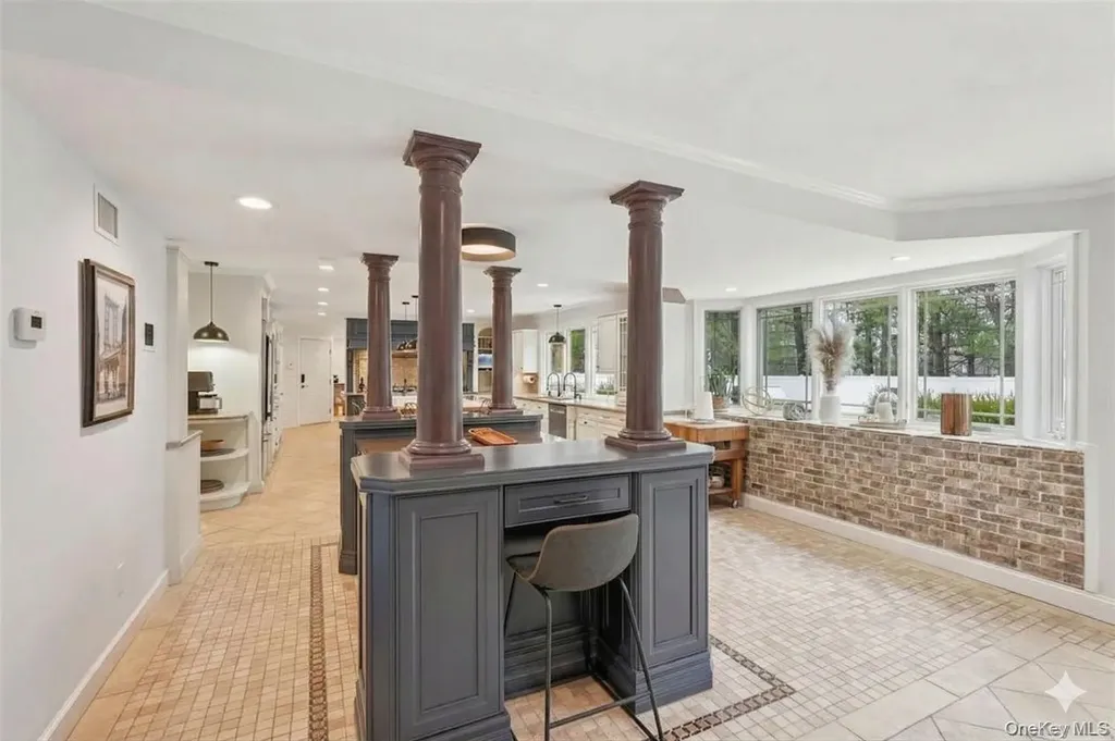 8 Tor Terrace New City NY 10956