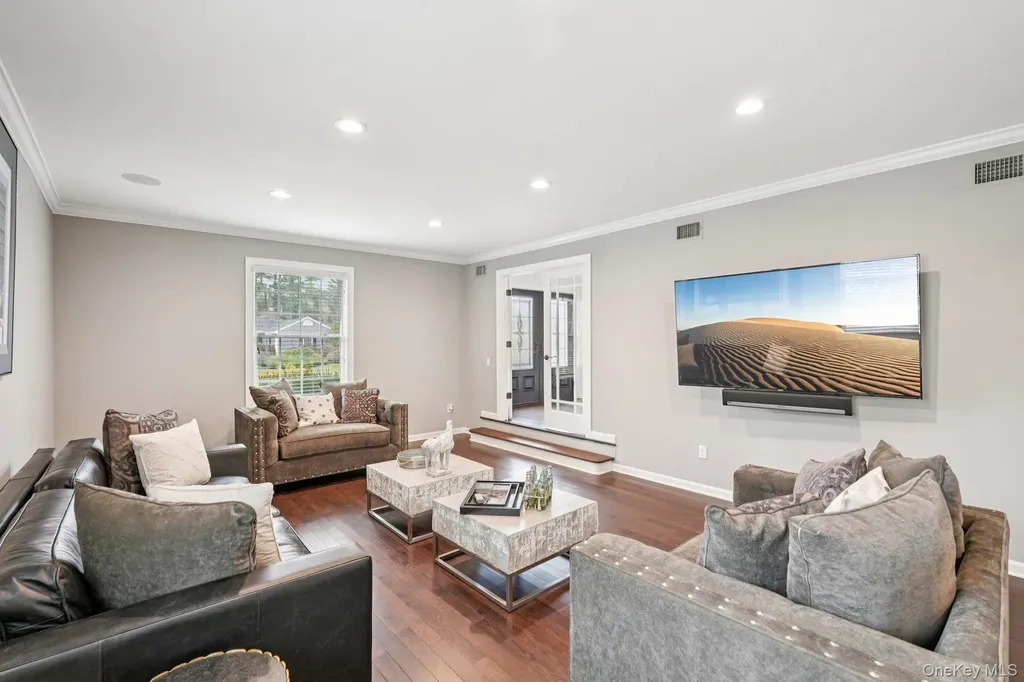 8 Tor Terrace New City NY 10956