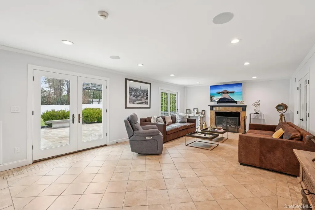 8 Tor Terrace New City NY 10956