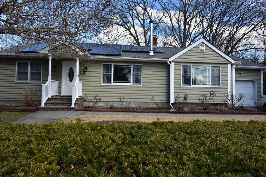79 Hempstead Avenue Miller Place NY 11764