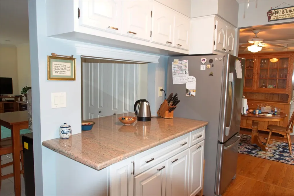 79 Hempstead Avenue Miller Place NY 11764