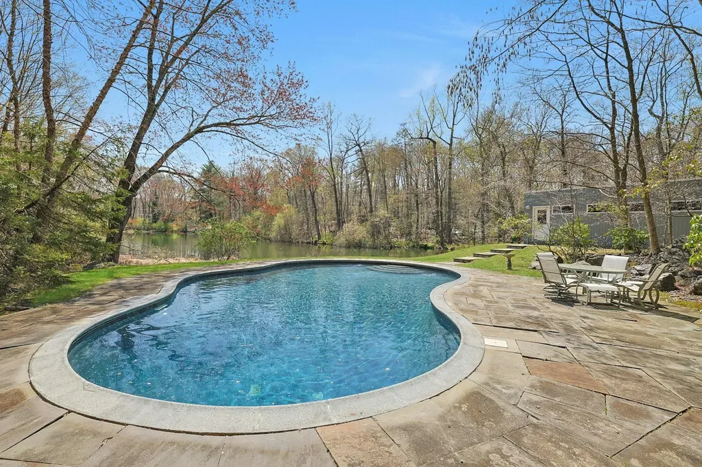 14 Laurel Lane Chappaqua NY 10514