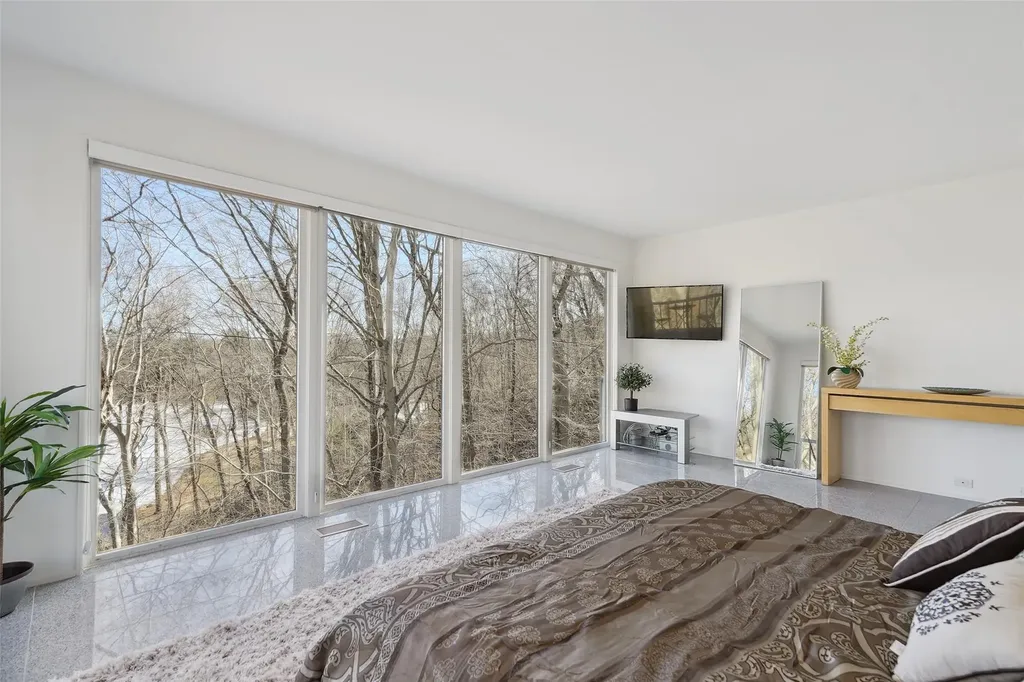 15 Sarles Road Pound Ridge NY 10576