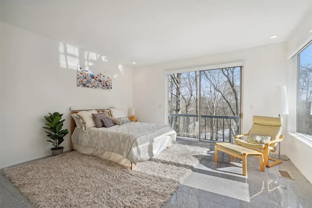 15 Sarles Road Pound Ridge NY 10576