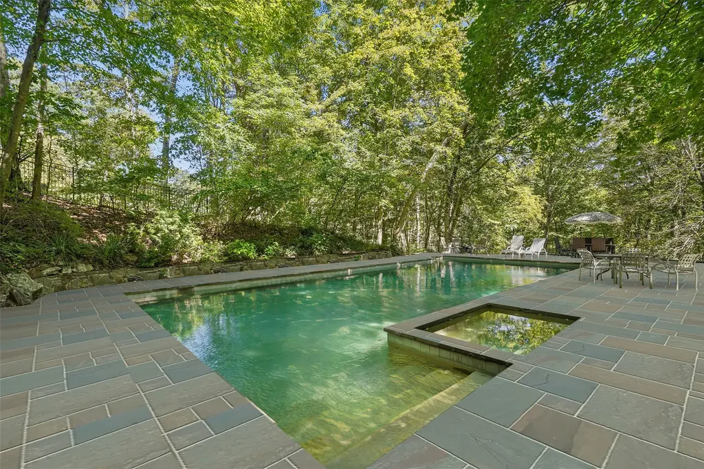 15 Sarles Road Pound Ridge NY 10576