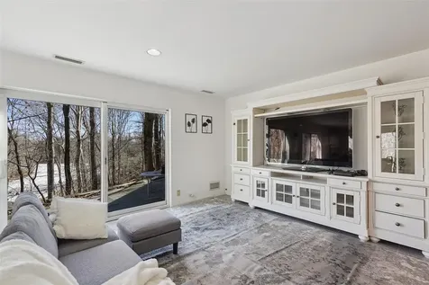 15 Sarles Road Pound Ridge NY 10576