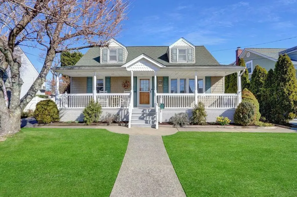 4 Laurel Place Bethpage NY 11714