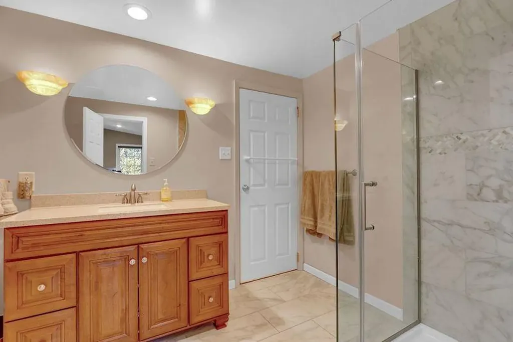 4 Laurel Place Bethpage NY 11714