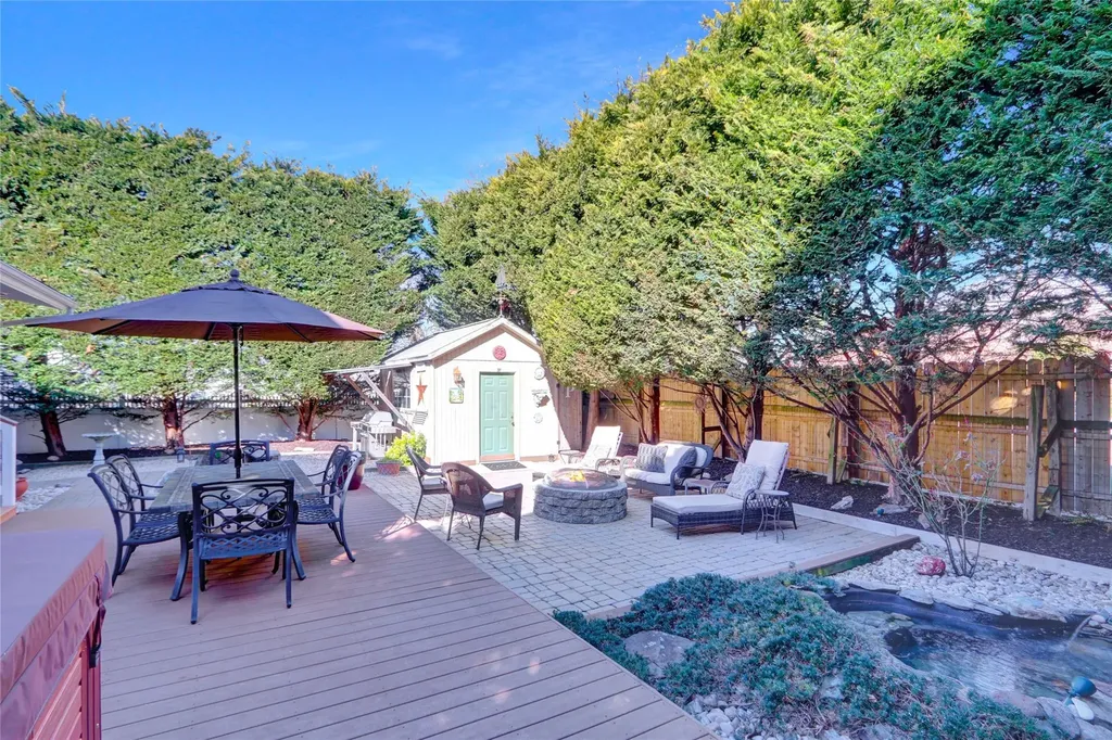 4 Laurel Place Bethpage NY 11714