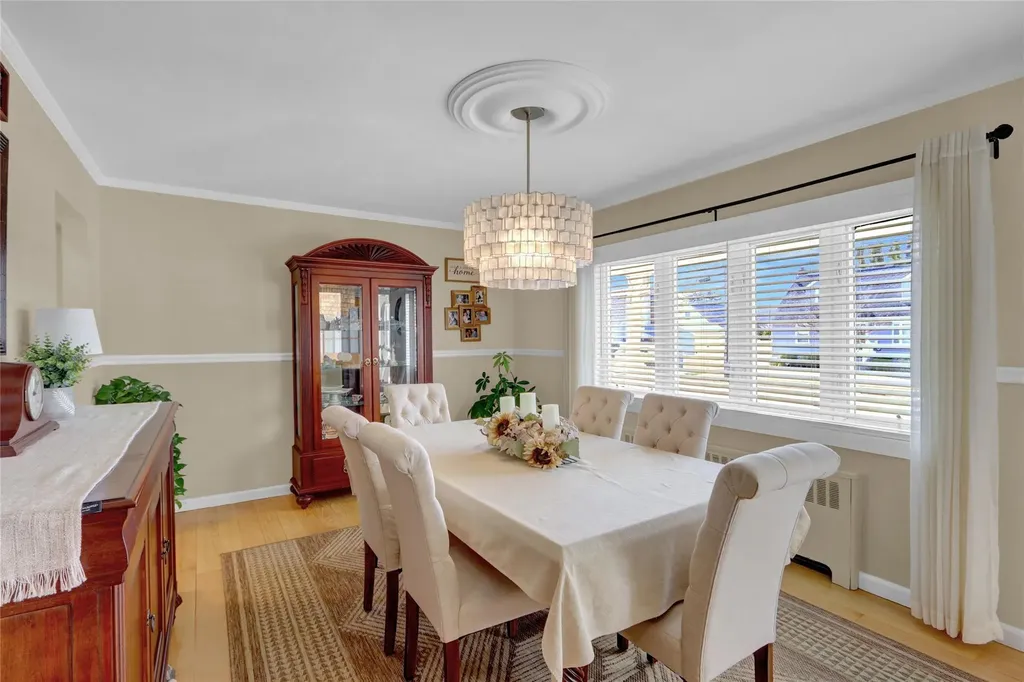 4 Laurel Place Bethpage NY 11714