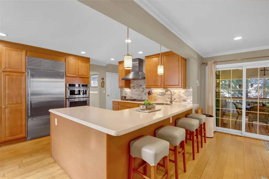 4 Laurel Place Bethpage NY 11714