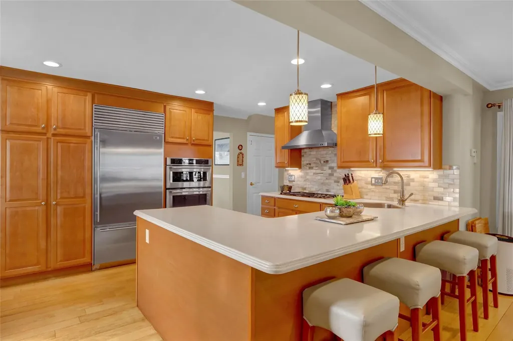 4 Laurel Place Bethpage NY 11714